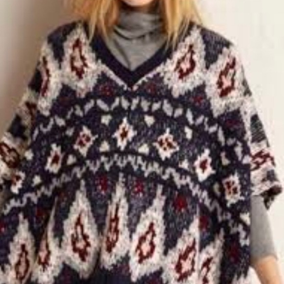 Aerie Oversized Southwestern/Aztec Sweater Poncho - Picture 7 of 8